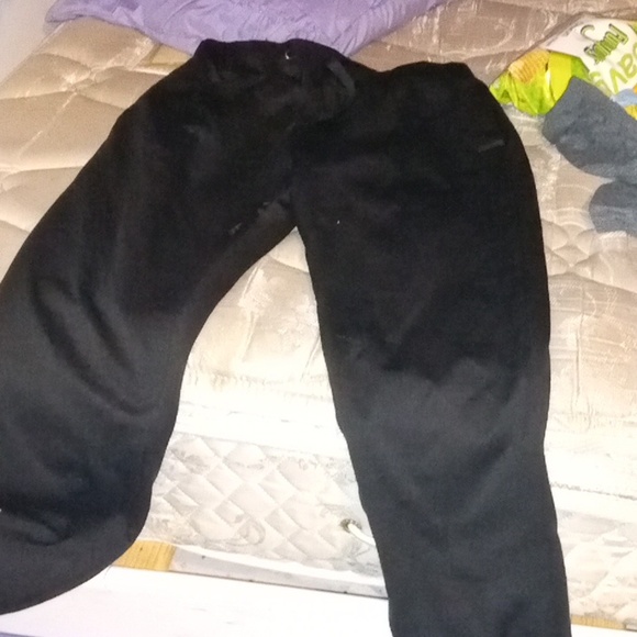 Sweatpants - Picture 2 of 4